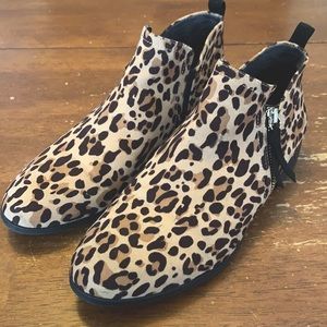 Dr Scholls leopard Booties Size 9.5